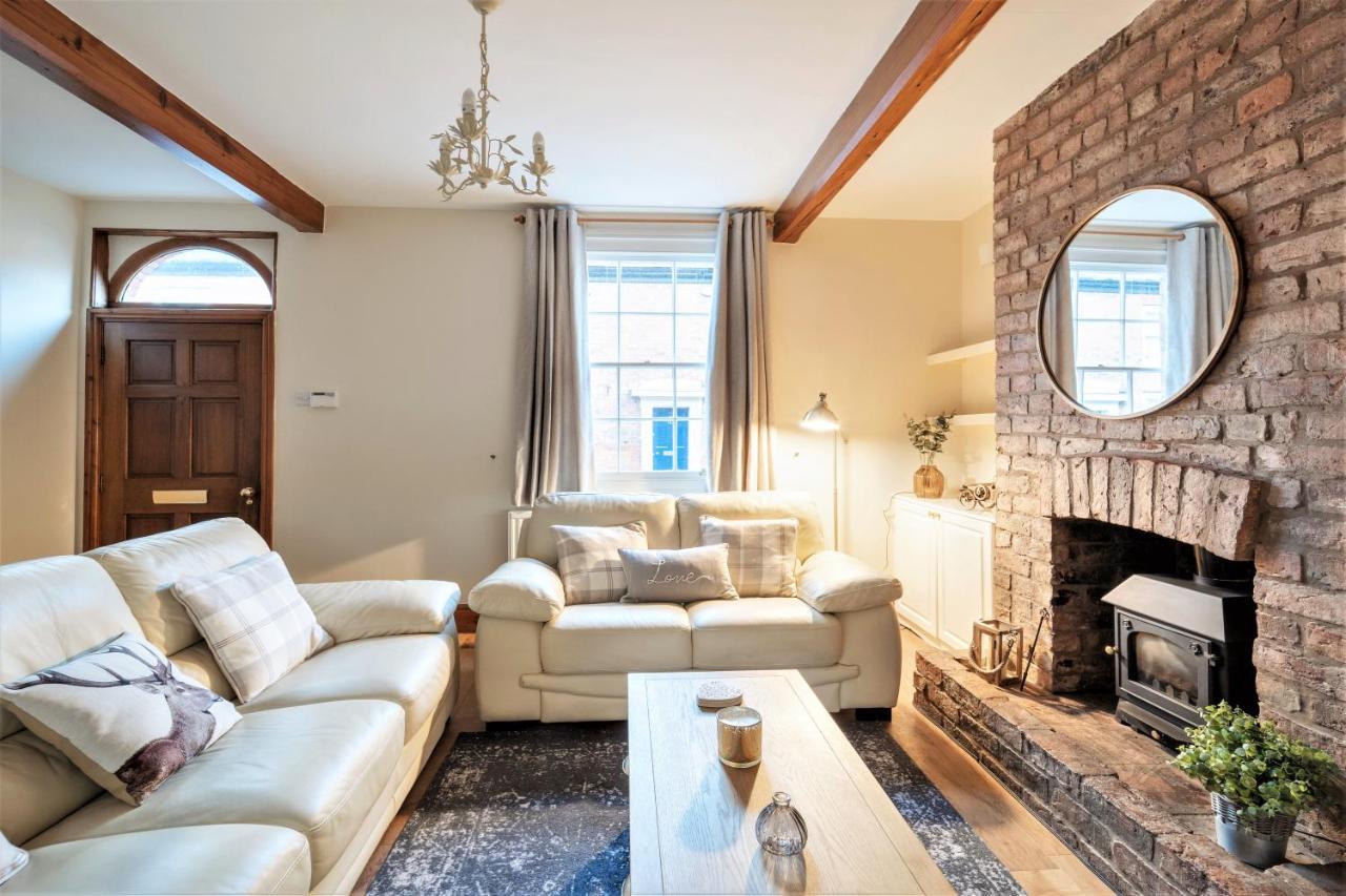 The Cottage In Chester, Sleeps 6 With Free Parking Exterior foto